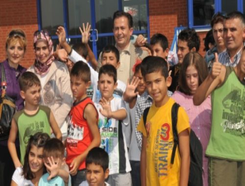 Başkandan çocuklara bayram turu
